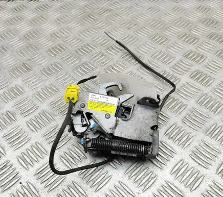 BMW X1 F48 F49 Engine bonnet/hood lock/catch 8737702