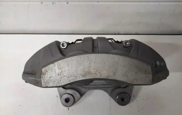 Tesla Model Y Front brake caliper 118862200D 20084702