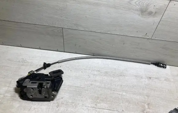 Volkswagen Beetle A5 Front door lock 5GM837016C