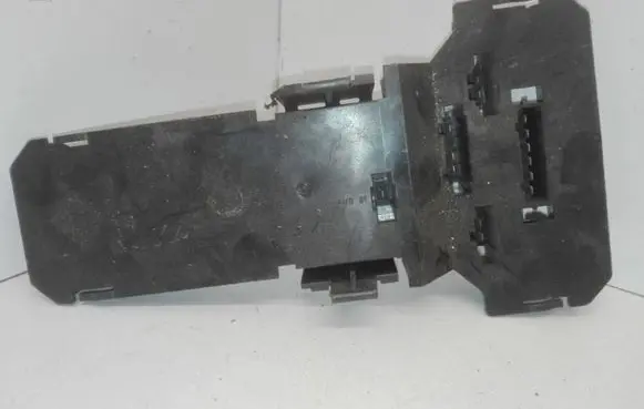 Tail light part