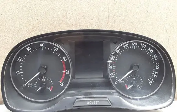 Skoda Fabia Mk3 (NJ) Speedometer (instrument cluster) 6V0920740