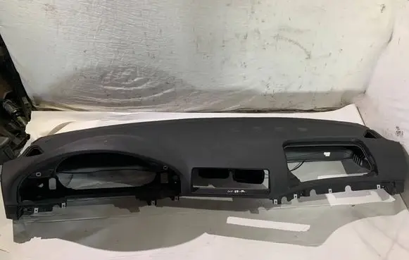BMW 5 E39 Dashboard 8159750