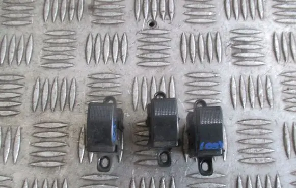 Mazda 6 Electric window control switch