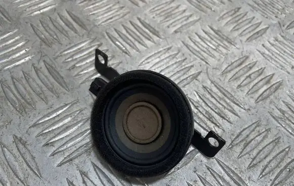 Audi A6 S6 C8 4K Front door speaker 4K0035710