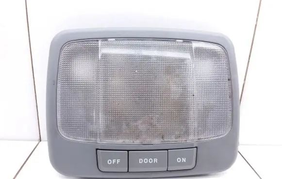 KIA Carens I Front seat light