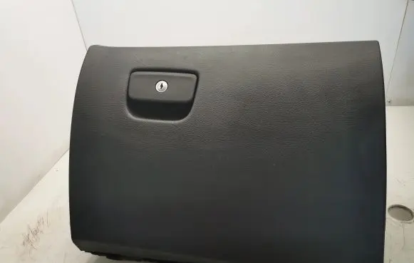 Jeep Grand Cherokee Glove box P01449129BL