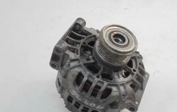 Renault Scenic I Generator/alternator 8200030635