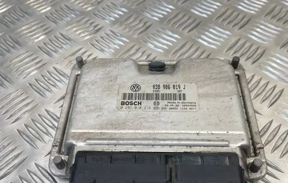 Volkswagen Sharan Engine control unit/module 038906019J 28SA4558 0281010216