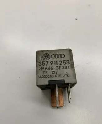 Volkswagen Golf IV Other relay 357911253