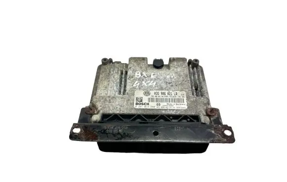 Volkswagen PASSAT B7 Engine control unit/module 03G906021LR 03G906021AN 0281012260