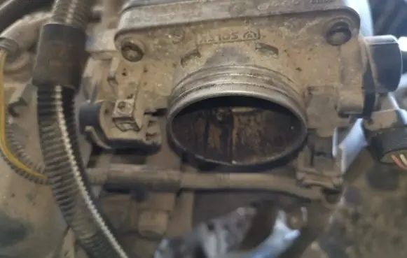 Peugeot 206 Throttle valve 7277602002