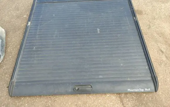 Nissan Navara D23 Pickup box tonneau cover