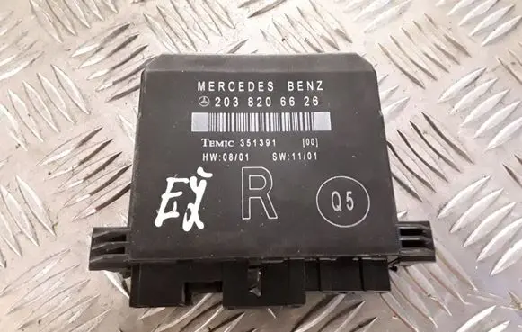 Mercedes-Benz C W203 Door control unit/module 2038206626