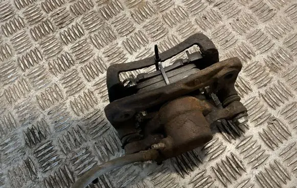 Opel Frontera B Rear brake cylinder 