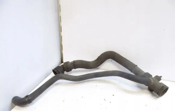 Audi A4 S4 B6 8E 8H Engine coolant pipe/hose 8E0121055N