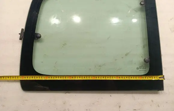 Citroen Berlingo Rear side window 43R000016 DOT211M75AS2