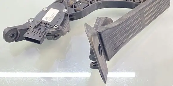 KIA Ceed Accelerator pedal position sensor 