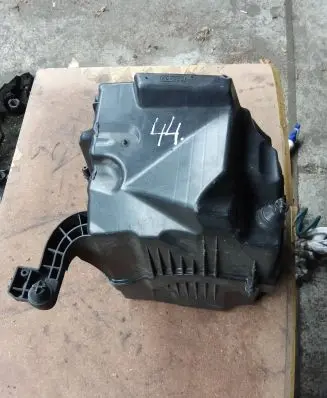 Volvo C30 Air filter box 7M519600DF 013003100037D 10037A