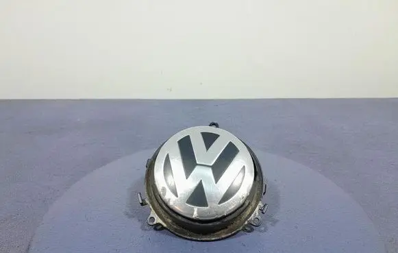 Volkswagen Golf IV Tailgate/trunk/boot exterior handle 1K0827469D