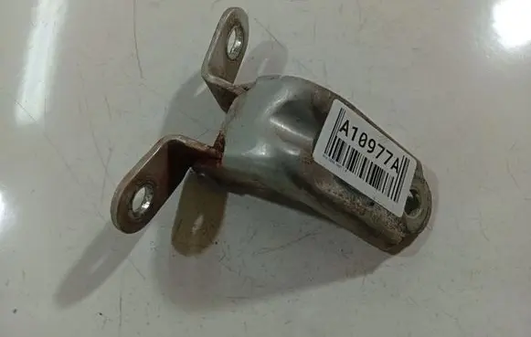 KIA Ceed Front door upper hinge 