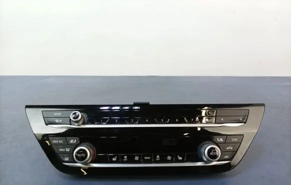 BMW 5 G30 G31 Climate control unit 7947868