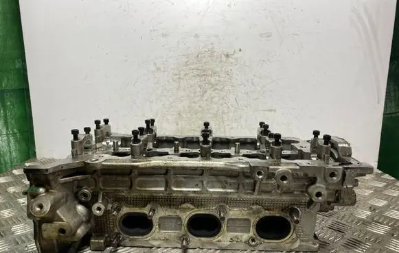Jeep Grand Cherokee Engine head 6839322134AF