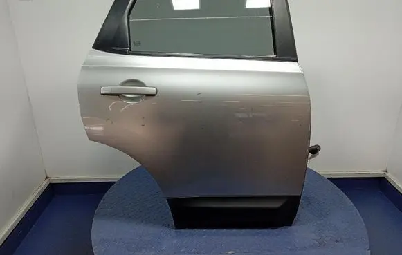 Nissan Qashqai Rear door 