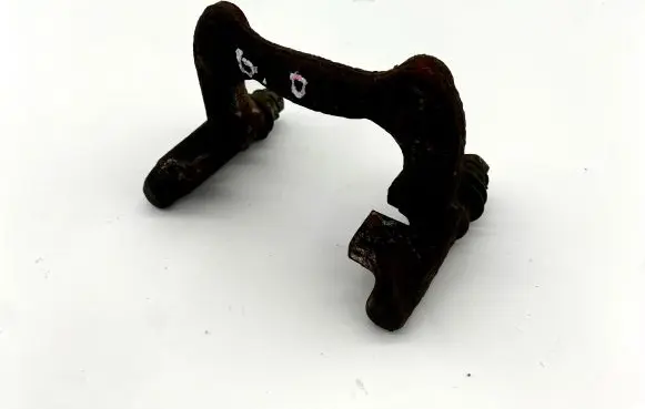 Audi A6 S6 C5 4B Brake caliper pad carrier rear 8E0615425F