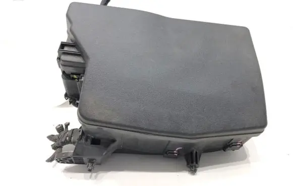 Toyota Auris E180 Fuse box set 8266202A80