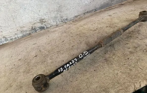 Lexus ES 250 - 300 - 330 Rear upper control arm/wishbone