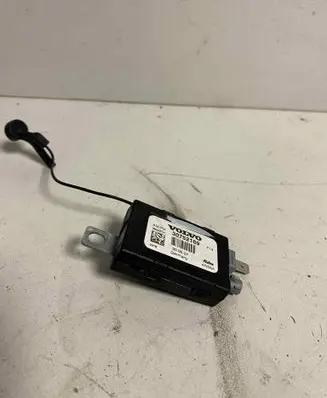 Volvo C30 Aerial antenna amplifier 30752169 28022741