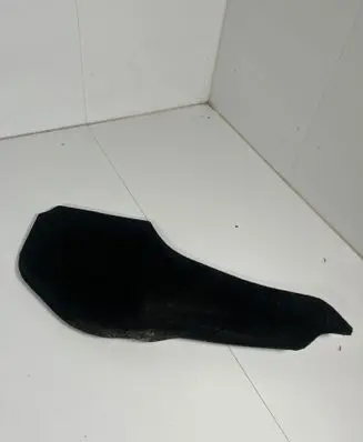Tesla Model 3 Other center console (tunnel) element 108681400F