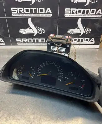 Mercedes-Benz E W210 Speedometer (instrument cluster) A2105402811