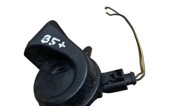 Volkswagen PASSAT B5.5 Horn signal E9011157