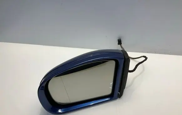 Mercedes-Benz C W203 Front door electric wing mirror