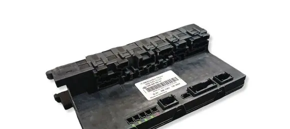 Mercedes-Benz CLK A209 C209 SAM control unit 2095451501