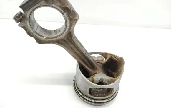 Mercedes-Benz SLC C107 Piston with connecting rod 824401 11710 096055