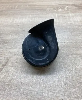 Audi A4 S4 B6 8E 8H Horn signal 000209 007424 500HZ