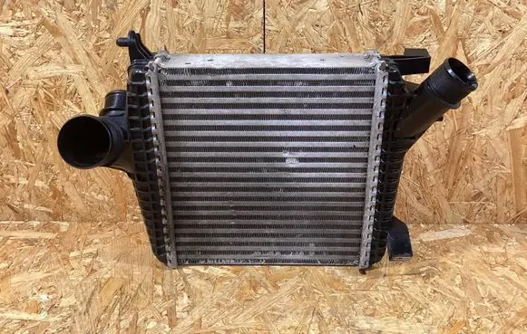 Porsche Cayenne (9Y0 9Y3) Intercooler radiator PAB145804A 4m0145804aq PAB14580420