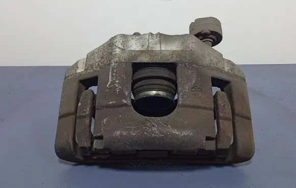 Volkswagen PASSAT B6 Front brake caliper