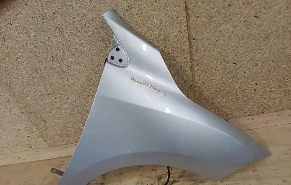 Renault Megane III Fender 121212