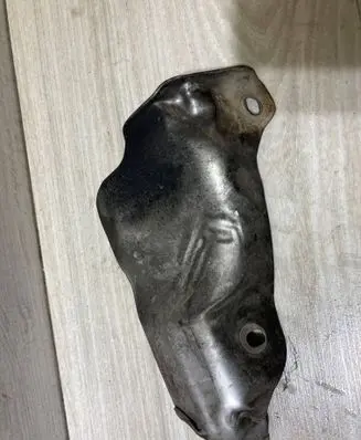 Peugeot Expert Heat shield in engine bay 9801570580