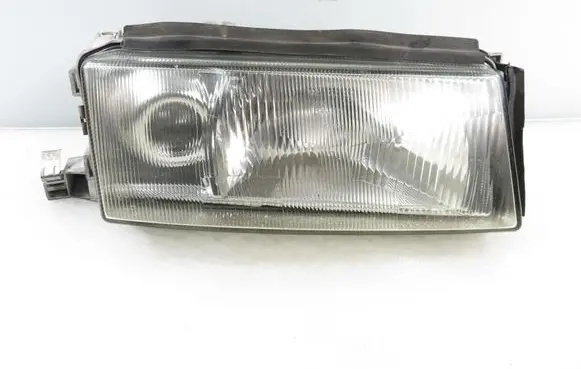Skoda Octavia Mk1 (1U) Headlight/headlamp 