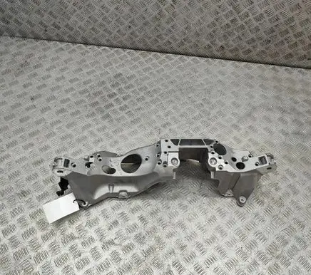 Audi Q6 e-tron Engine mounting bracket 85E199215J 85E199215
