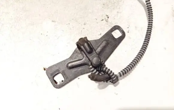 Audi A5 8T 8F Rear door lock loop/hook striker 8t0827507