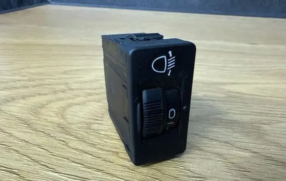 Peugeot Partner Headlight level height control switch 96384422XT