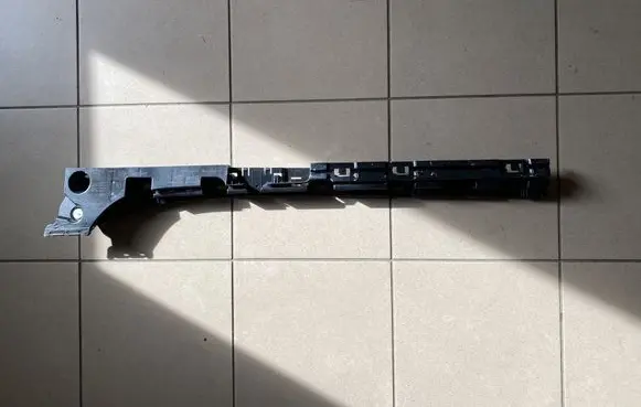BMW M6 Sill supporting ledge 7276349