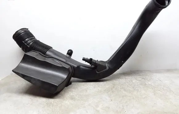 Volvo V70 Intercooler hose/pipe 31274843