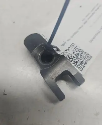Hyundai Santa Fe Fuel Injector clamp holder