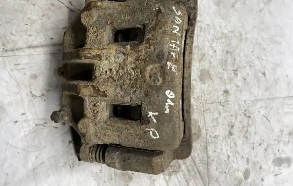 Hyundai Santa Fe Front brake caliper
